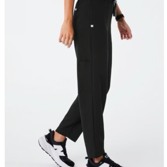 NWT Figs Black Sheridan Barrel Scrub Pants SP Small Petite - Picture 2 of 5